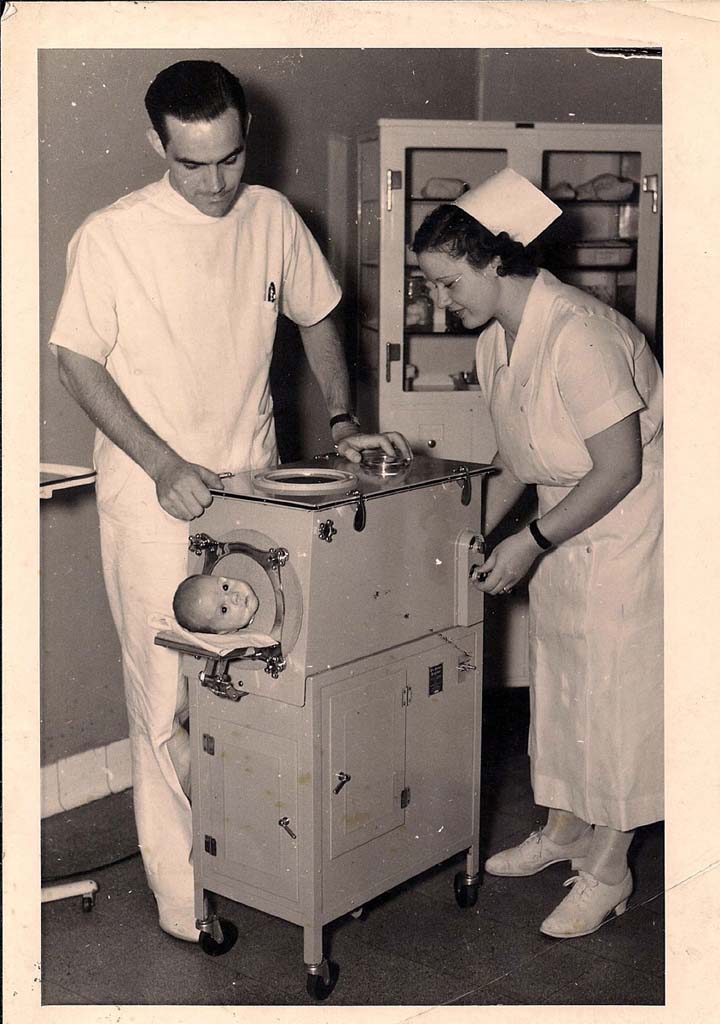 1940s Pediatric Iron Lung